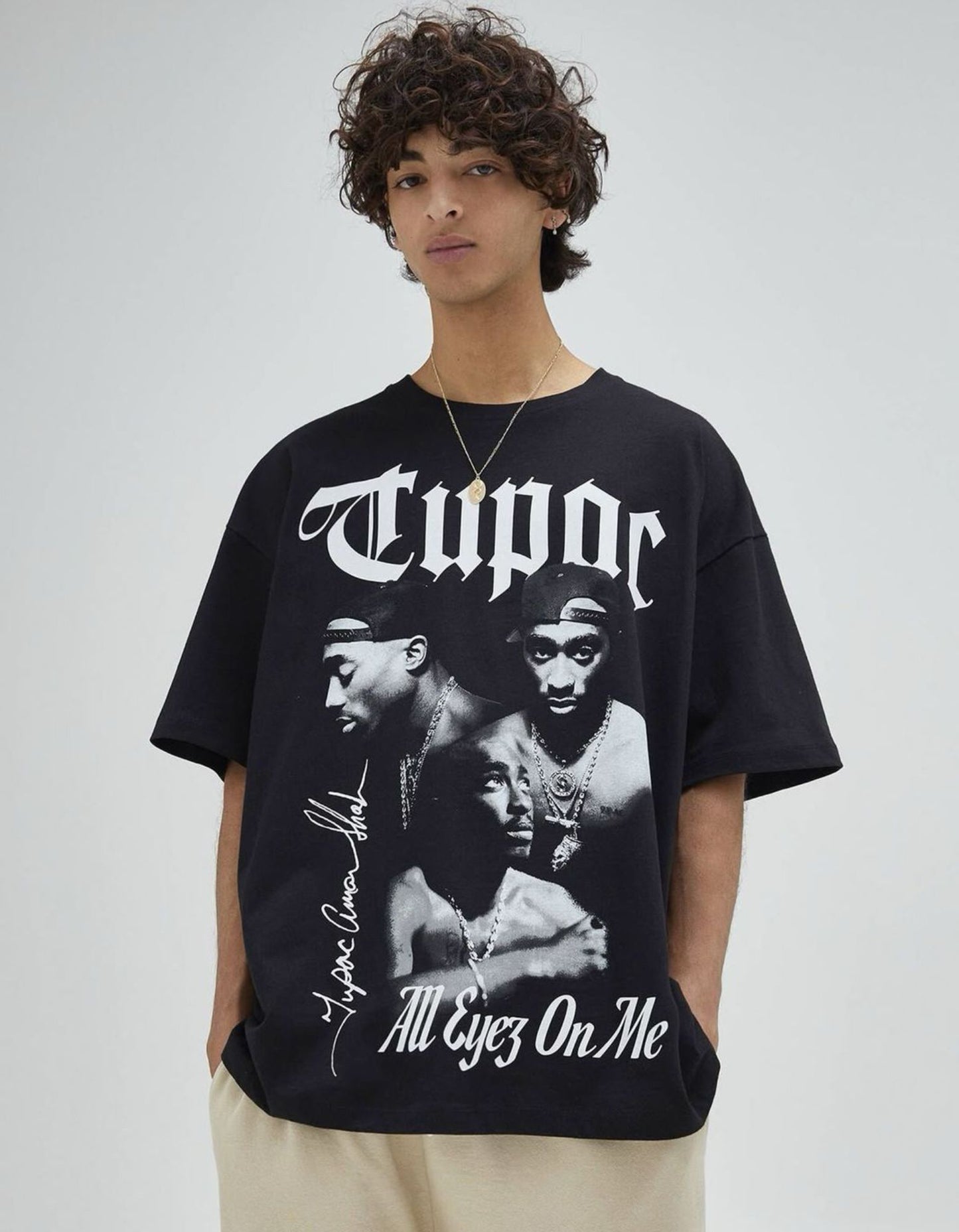 "All Eyez On Me" Tupac Tribute Oversized Tee