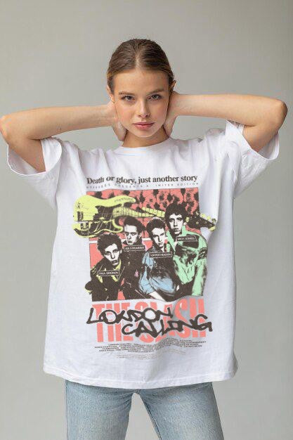 London Calling: Punk Rock Tribute Oversized Tee
